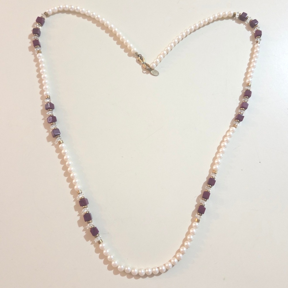 Vintage Diane Von FURSTENBERG Signed Elegant Faux Pearl Necklace Maroon Accents